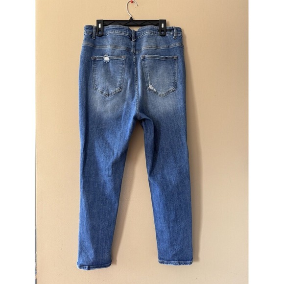 Risen Straight Leg Denim Jeans High Rise Distressed Women's Size 1x 16 Stretchy - Picture 3 of 7